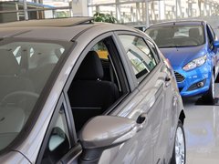 2013款 两厢 1.5L DCT 时尚型