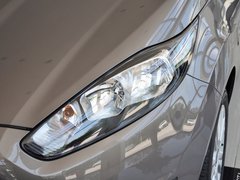2013款 两厢 1.5L DCT 时尚型
