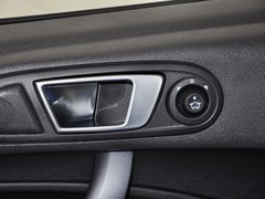 2013款 两厢 1.5L DCT 时尚型