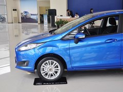 2013款 两厢 1.5L DCT 时尚型