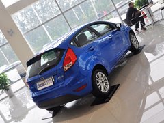 2013款 两厢 1.5L DCT 时尚型