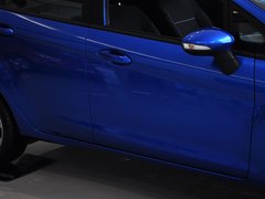 2013款 两厢 1.5L DCT 时尚型