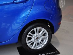 2013款 两厢 1.5L DCT 时尚型