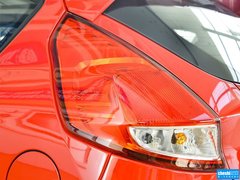 2013款 两厢 1.5L DCT 时尚型