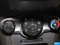 2013款 两厢 1.5L DCT 时尚型