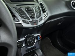 2013款 两厢 1.5L DCT 时尚型