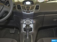 2013款 两厢 1.5L DCT 时尚型