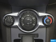 2013款 两厢 1.5L DCT 时尚型