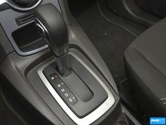 2013款 两厢 1.5L DCT 时尚型