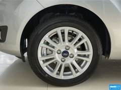 2013款 两厢 1.5L DCT 时尚型