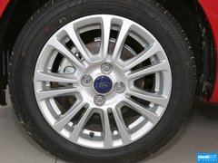 2013款 两厢 1.5L 手动 时尚型