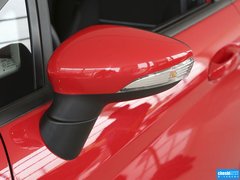 2013款 两厢 1.5L 手动 时尚型