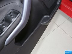 2013款 两厢 1.5L 手动 时尚型
