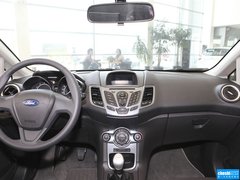 2013款 两厢 1.5L 手动 时尚型