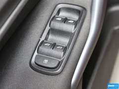 2013款 两厢 1.5L 手动 时尚型