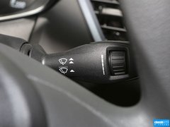 2013款 兩廂 1.5L 手動(dòng) 時(shí)尚型