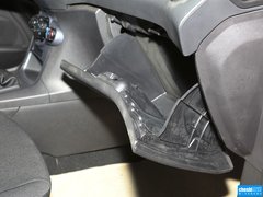 2013款 兩廂 1.5L 手動(dòng) 時(shí)尚型