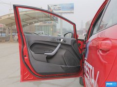 2013款 两厢 1.5L 手动 时尚型