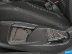 2013款 两厢 1.5L 手动 时尚型