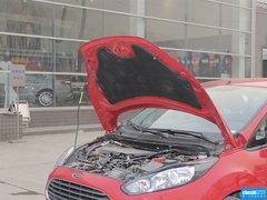 2013款 两厢 1.5L 手动 时尚型