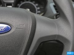 2013款 兩廂 1.5L 手動(dòng) 時(shí)尚型
