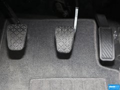 2013款 两厢 1.5L 手动 时尚型