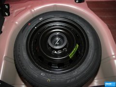 2013款 两厢 1.5L 手动 时尚型