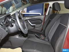 2013款 两厢 1.5L 手动 时尚型