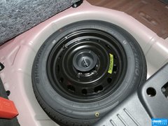 2013款 两厢 1.5L 手动 时尚型