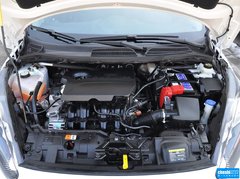 2013款 两厢 1.5L 手动 时尚型