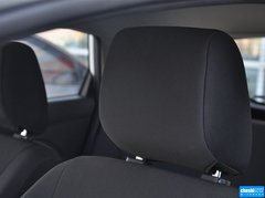 2013款 两厢 1.5L 手动 时尚型