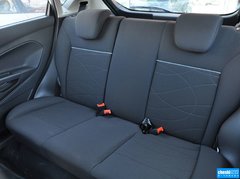 2013款 两厢 1.5L 手动 时尚型