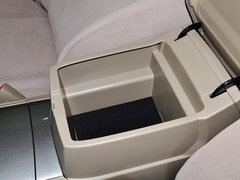 2011款 2.7L 自动 两驱精英版5座