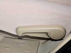 2011款 2.7L 自动 两驱精英版5座