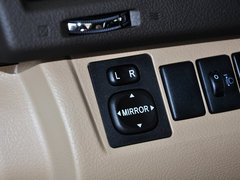 2011款 2.7L 自动 两驱精英版5座