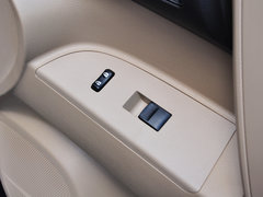 2011款 2.7L 自动 两驱精英版5座