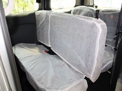 2013款 1.6L 手动 尊雅型 国V 7座