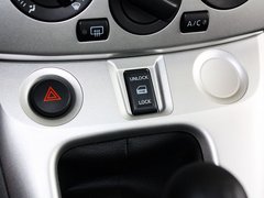 2013款 1.6L 手动 尊雅型 国V 7座