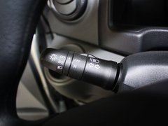 2013款 1.6L 手动 尊雅型 国V 7座
