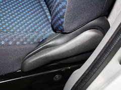 2013款 1.6L 手动 豪华型 国V 7座