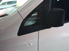 2013款 1.6L 手动 豪华型 国V 7座