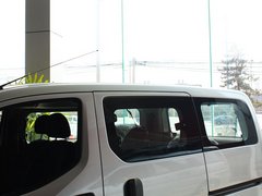 2013款 1.6L 手动 豪华型 国V 7座
