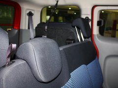 2013款 1.6L 手动 豪华型 国V 7座