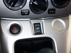 2013款 1.6L 手动 豪华型 国V 7座