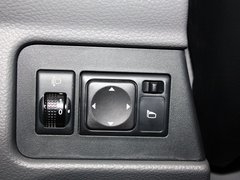 2013款 1.6L 手动 豪华型 国V 7座