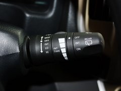 2013款 1.6L 手动 豪华型 国V 7座