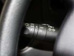 2013款 1.6L 手动 豪华型 国V 7座