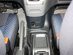 2013款 1.6L 手动 豪华型 国V 7座