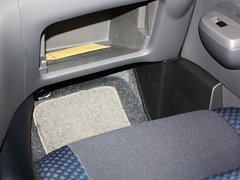 2013款 1.6L 手动 豪华型 国V 7座