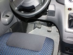 2013款 1.6L 手动 豪华型 国V 7座